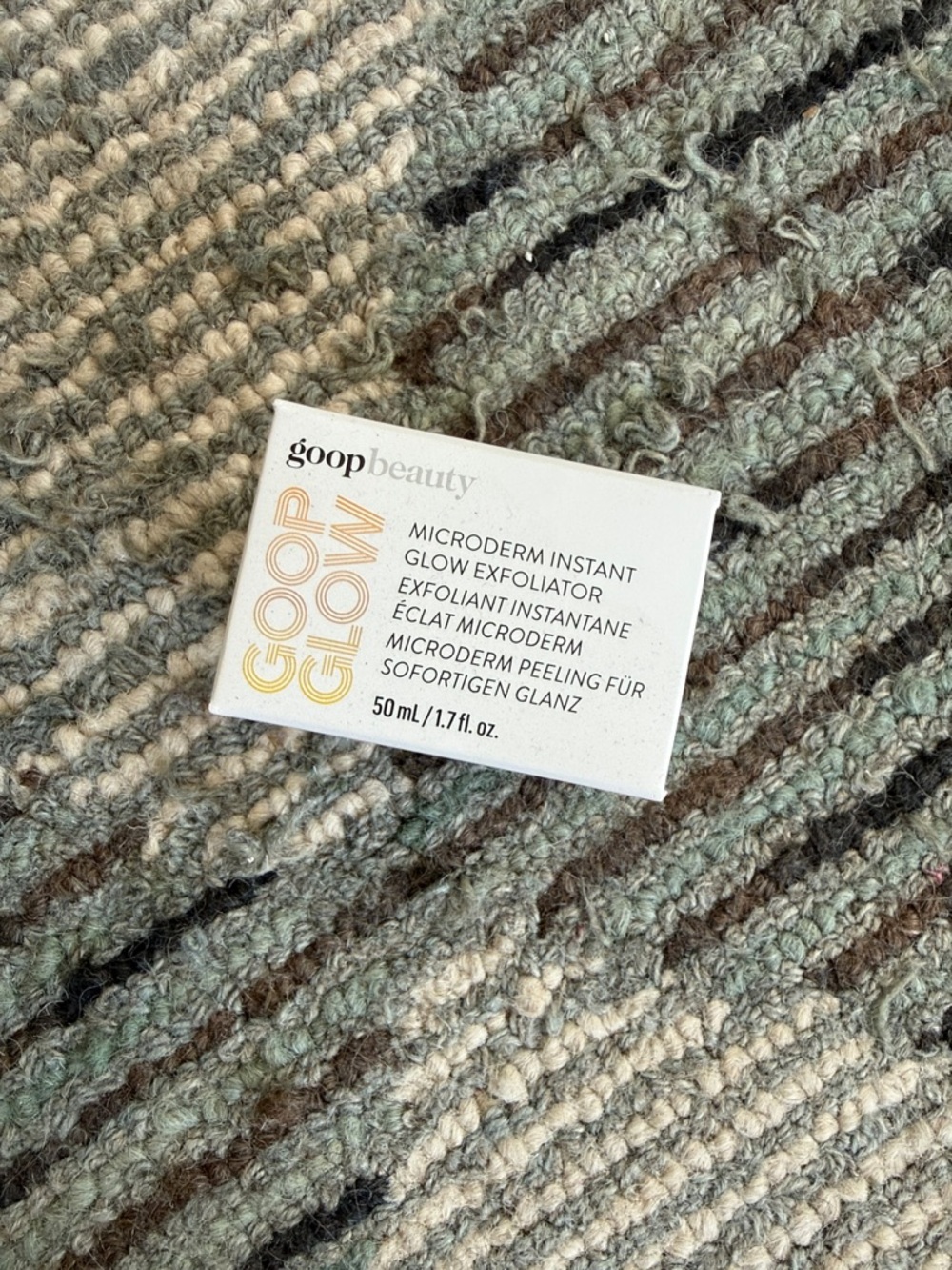 Goop Glow Microderm Instant Glow Exfoliator - Cream/Gold